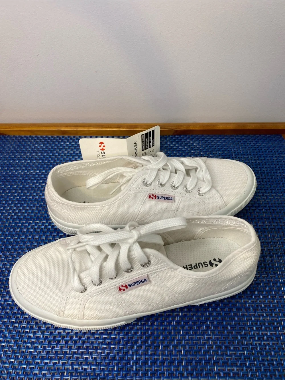 NWT Superga 2750 Cotu Classic sneakers in white, Sz. 7 W or 5.5 M